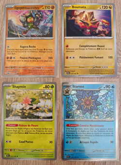Lot De 4 Cartes Pokemon, dont 1 Holo et 1 Argentee - Image 1
