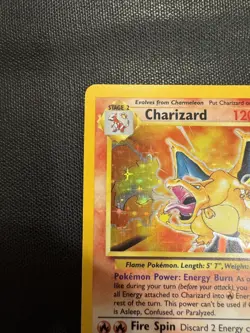Charizard Pokemon TCG Holo Rare Card 4/102 Base Set - Image 2