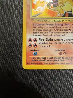 Charizard Pokemon TCG Holo Rare Card 4/102 Base Set - Image 4
