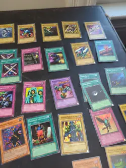 VTG Yu Gi Oh Card Lot 150+ - Image 5