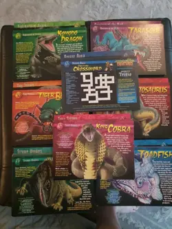 VINTAGE WEIRD 'N WILD CREATURES Large Trading Card Lot 200+ NOT COMPLETE Read - Image 1