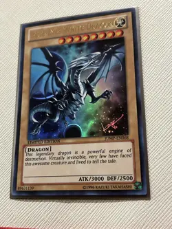 Yugioh Blue Eyes White Dragon JUMP-EN068 Limited Edition - Image 2