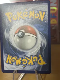 Pokemon TCG Umbreon Gold Star Holo Classic Collection Celebrations 17/17 - Image 5