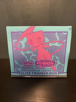 SWSH Fusion Strike POKEMON CENTER ETB Elite Trainer Box SEALED (10 Packs) - Image 1