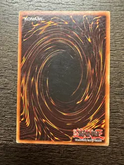 YuGiOh - DARK MAGICIAN SDY-006 - ULTRA RARE UNLIMITED - MP - Image 3