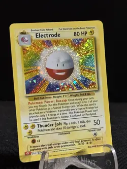 Electrode 11/34 - Pokemon Trading Card Game Classic Collection #30 - Image 1