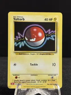 Voltorb CLC 010/034 Holo Pokemon Trading Card Classic Collection #30 - Image 2