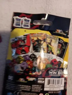 Batman Dice Masters Foil Packs Of 2 Cards Plus Dice Lot Of 5 Unopened Sets - Image 3