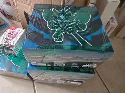 4x ETB Set Allenatore Fuoriclasse Pokemon Crepuscolo Mascherato italiano - Image 1