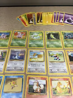 VTG Pokemon TCG 1999 Base Set LOT of 39 Cards (NO DUPLICATES) NM/LP + Energies - Image 4