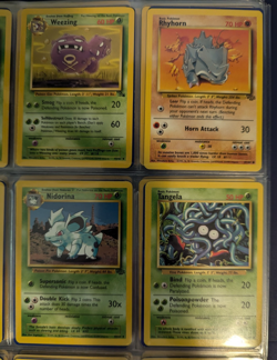 Pokemon Cards 18 various, ALL in near perfect condition, no bent corners. - Image 4