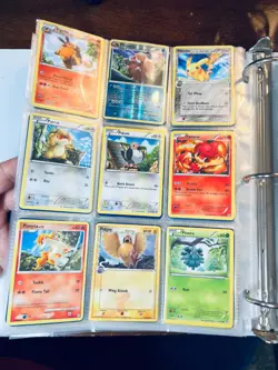 Pokemon Card Binder Lot - 200+ Cards - Vintage, Rares, Holos, Energy - Pikachu - Image 2