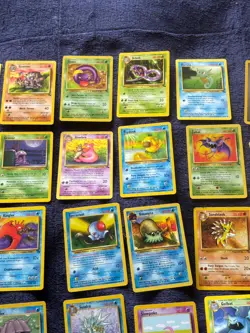 30 Vintage Fossil Pokemon Card Collection (30 Cards ) Wotc - Image 3