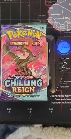 Heavy 22.55g Pokemon Chilling Reign Booster Pack 10 Cards Pack NEW SEALED - Image 1