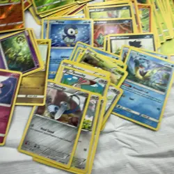 Pokemon Assorted Lot of 50 Single Cards Basic Series - Image 4