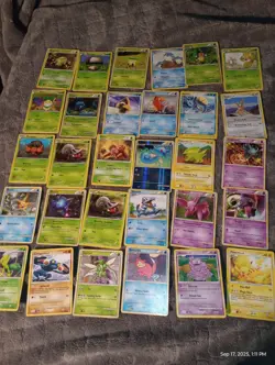 Lot of 30 Pokemon Cards 2007 /2011 From Boostler Packs 3 - Image 1