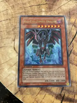 Red-Eyes Zombie Dragon (1st) - Structure Deck: Zombie World (SDZW-EN001) - UR - Image 1