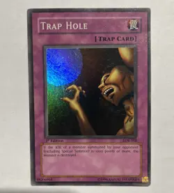 Yugioh Trap Hole Super Rare 2002 LOB-058 1st Edition MP - Image 1