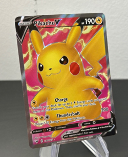 2020 Pokemon Pikachu V Full Art Vivid Voltage 170/185 Card NM - Image 2