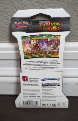1x Pokemon TCG Sword & Shield Evolving Skies Sleeved Booster Pack Factory Sealed - Image 2