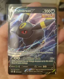 Umbreon V SWSH203 Black Star Promo Holo Pokemon Card NM - Image 1