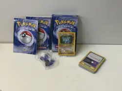 Sealed 1999 Pokemon TCG Machamp 1st Edition 8/102 w Open Starter Deck and Insert - Image 1