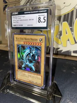 2004 Yugioh Starter Deck Kaiba Evolution Blue-Eyes White Dragon SR - CGC 8.5 - Image 3