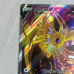 Jolteon v SWSH183 Holo Sword & Shield Promo Card LP+ - Image 2