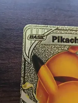 2020 PIKACHU V CHARGE THUNDERBOLT GOLD CARD 43/185 - Image 5