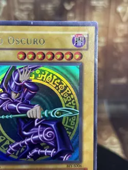 Yugioh! Mago Oscucuro Dark Magician Ultra Rare BIY-S006 Spanish - Image 3