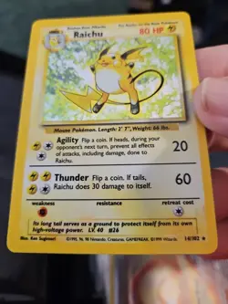 Pokemon Card - Spanish Raichu 14/102 Holo Rare Base Set LP N - Image 1