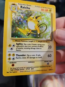 Pokemon Card - Spanish Raichu 14/102 Holo Rare Base Set LP N - Image 3