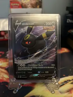 Umbreon V SWSH203 SWSH: Sword & Shield Promo Cards Holo - Image 1
