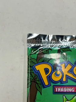 Pokemon 1999 Jungle Unlimited Booster Pack Scyther Vintage Sealed - Image 2