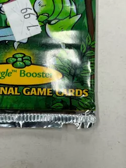 Pokemon 1999 Jungle Unlimited Booster Pack Scyther Vintage Sealed - Image 5