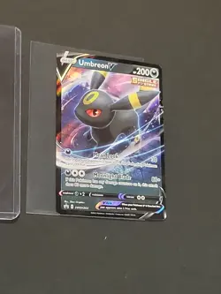 2022 Pokemon Umbreon V SWSH203 Sword & Shield BLACK STAR PROMO Sleeved TopLoaded - Image 2