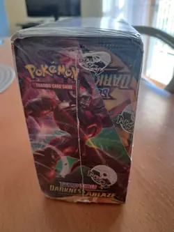 Pokemon TCG Sword And Shield Darkness Ablaze Booster Box - 36 Boosters - Image 2