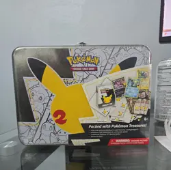 Pokemon TCG Celebrations Collector Chest - Multicolor - Image 1
