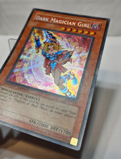 Dark Magician Girl CT2-EN004 Secret Rare Limited Edition Promo Yugioh 7746 - Image 2