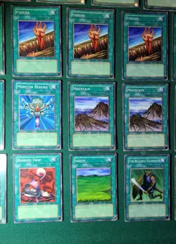 Yugioh Lot of 33 MAGIC Cards. Many Repeats. All Vintage Cards. Read - Image 5