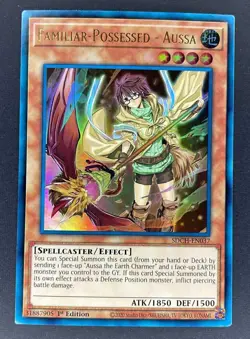 Familiar-Possessed - Aussa (SDCH-EN037) Yugioh Ultra Rare - Image 1