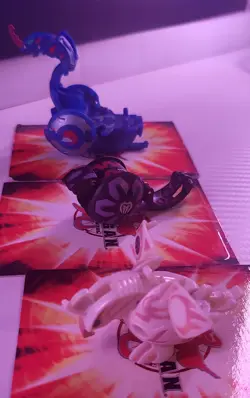 Bakugan Lot with Cards (Battle Brawlers/New Vestroia/Gundalian Invaders/BakuTech - Image 4