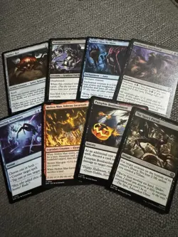 Magic MTG Marvel's Spider-Man Bundle 75 Cards, Tokens, Land, Card Box, Dice - Image 5