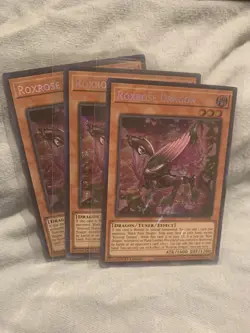 Yugioh Roxrose Dragon X3 Prismatic Secret MP22-EN060 1st Near Mint Playset - Image 1