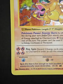 Shadowless Charizard - 4/102 - Pokemon Base Set Holographic - Raw - Image 2