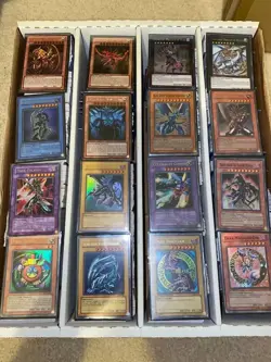 YUGIOH 50 CARDS ALL HOLOGRAPHIC HOLO FOIL COLLECTION BOX! GOOD DECK ADDITIONS - Image 2
