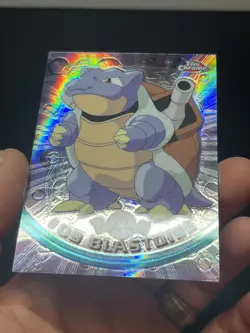 Pokemon Topps Chrome Spectra Blastoise #09 Series 1 - Image 3