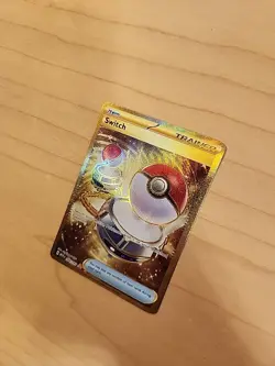 Switch Gold Secret Rare NM 206/165 Scarlet & Violet 151 Pokemon Card - Image 3