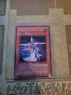 YUGIOH MYSTIC SWORDSMAN LV4 SOD-EN012 ULTRA 1ST ED LP - Image 1