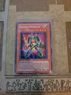 YUGIOH ROCKET WARRIOR CT2-EN005 SECRET LIMITED ED NM - Image 1